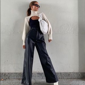 ZARA cream knit arm cropped sweater